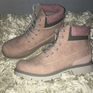 Women’s Mishansha Pink Hiking Boots, Size 41, Brand NEW